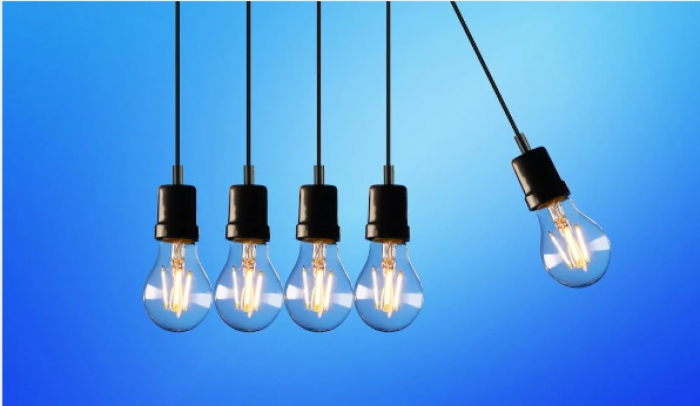 H&aacute; tr&ecirc;s mil milh&otilde;es para aliviar custos da energia para as empresas.