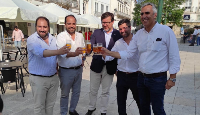 Largo do Semin&aacute;rio com mais 100 lugares de esplanada